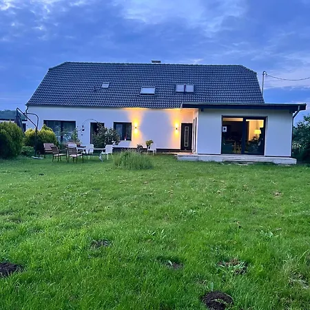 Apartman Monteurzimmer Mit Grossem Garten